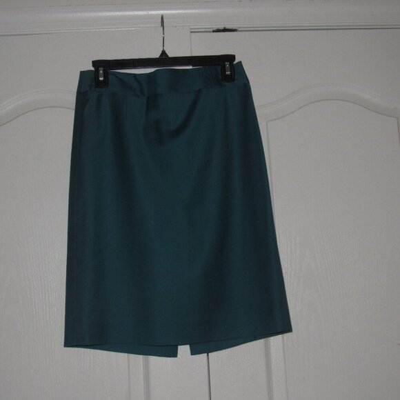 J. CREW Super 120’s Green 100% Wool Lined Skirt Size 6